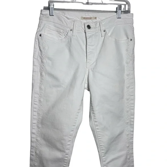 Levi's Women's Crisp White Skinny Jeans - Picture 3 of 11